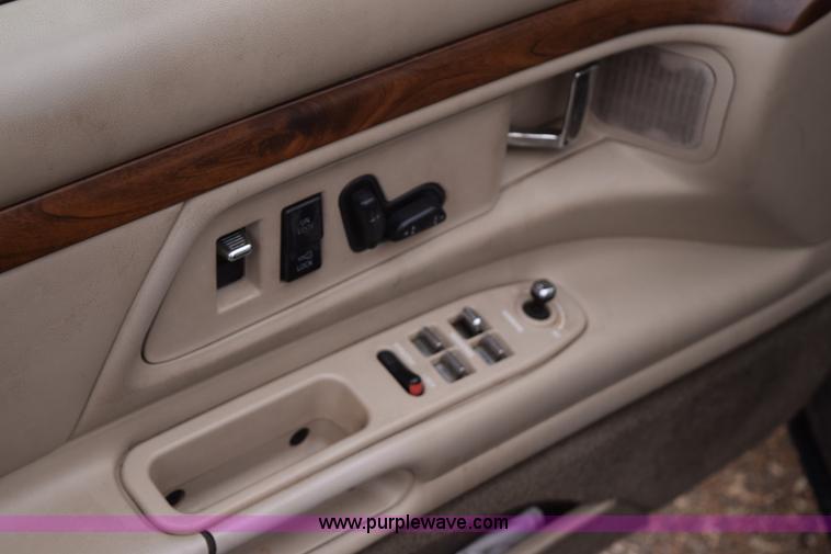 image for item I8573 1996 Oldsmobile Eighty Eight