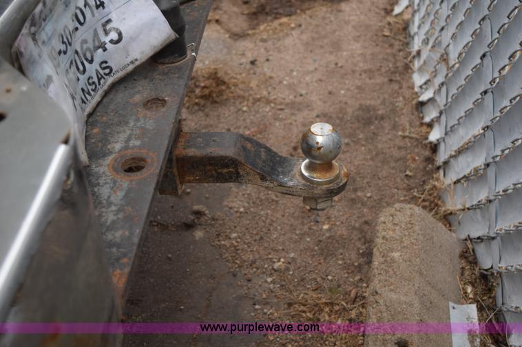 image for item I8574 1992 GMC Sierra 1500 pickup truck