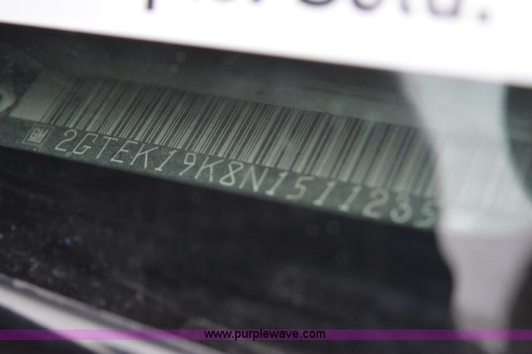 image for item I8574 1992 GMC Sierra 1500 pickup truck