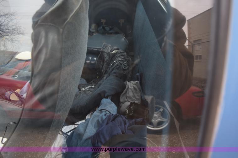 image for item I8575 1988 Chevrolet S10 Ext. Cab pickup truck