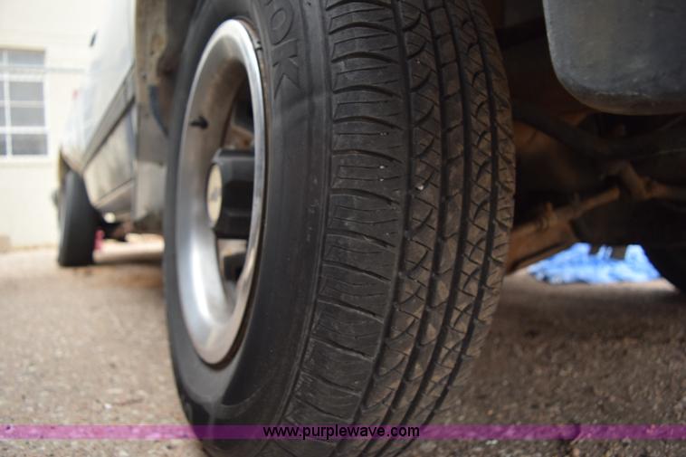 image for item I8575 1988 Chevrolet S10 Ext. Cab pickup truck