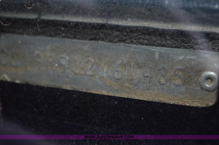 image for item I8575 1988 Chevrolet S10 Ext. Cab pickup truck