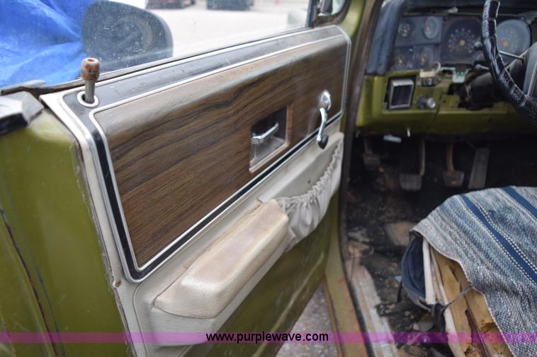 image for item I8577 1974 Chevrolet Blazer SUV