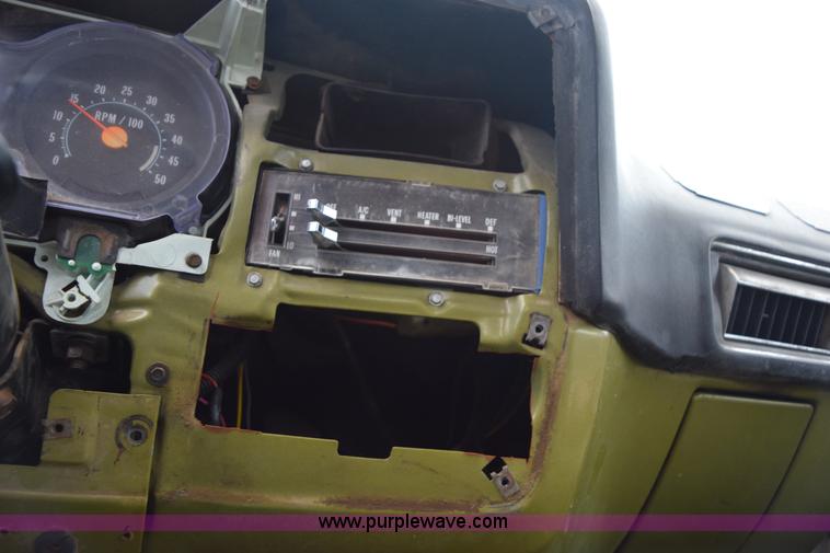 image for item I8577 1974 Chevrolet Blazer SUV