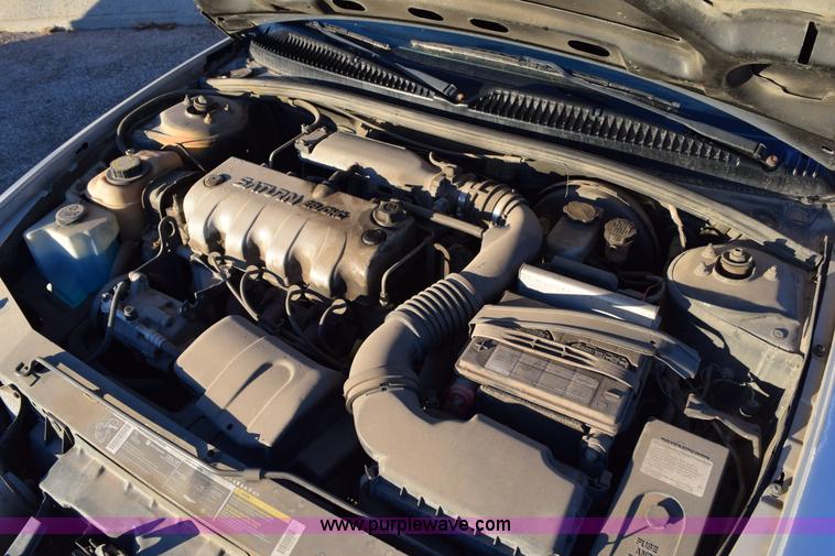 image for item I8614 2000 Saturn SL