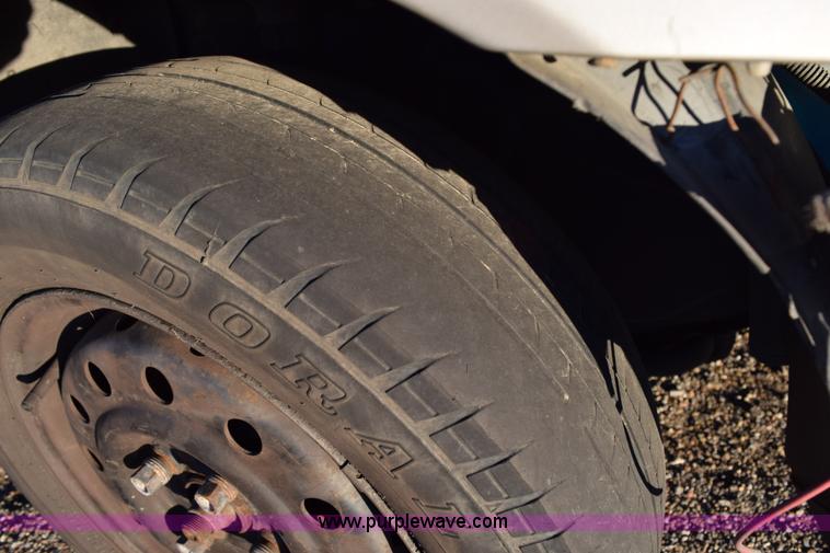 image for item I8614 2000 Saturn SL