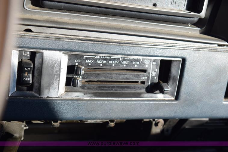 image for item I8617 1988 Oldsmobile Cutlass Ciera