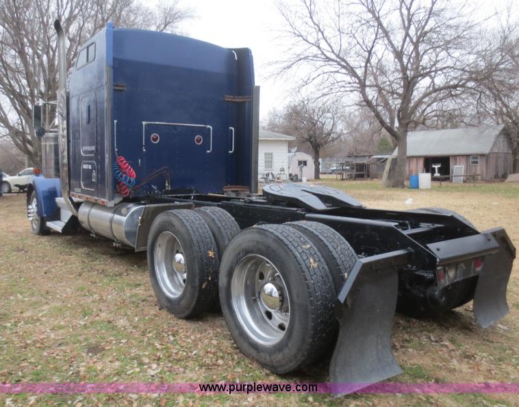 image for item D2238 1996 Kenworth W900L semi truck