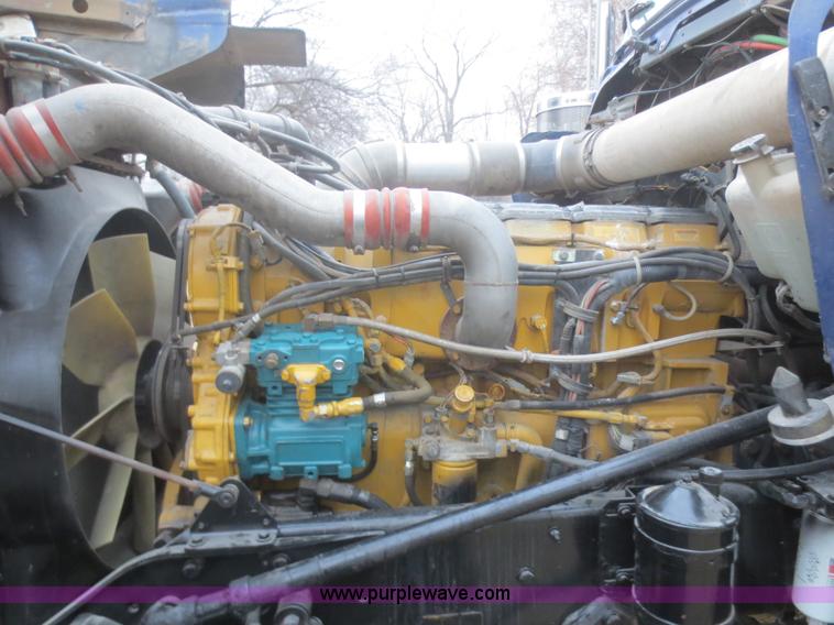 image for item D2238 1996 Kenworth W900L semi truck