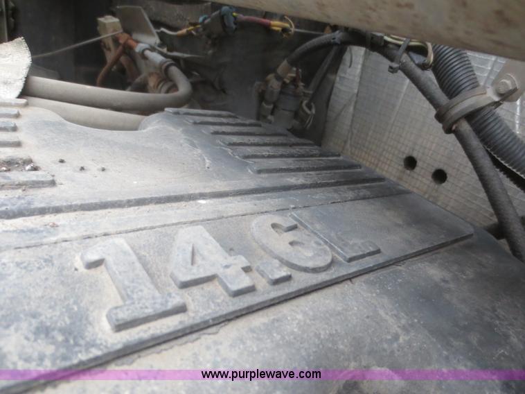 image for item D2238 1996 Kenworth W900L semi truck