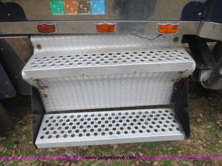 image for item D2238 1996 Kenworth W900L semi truck