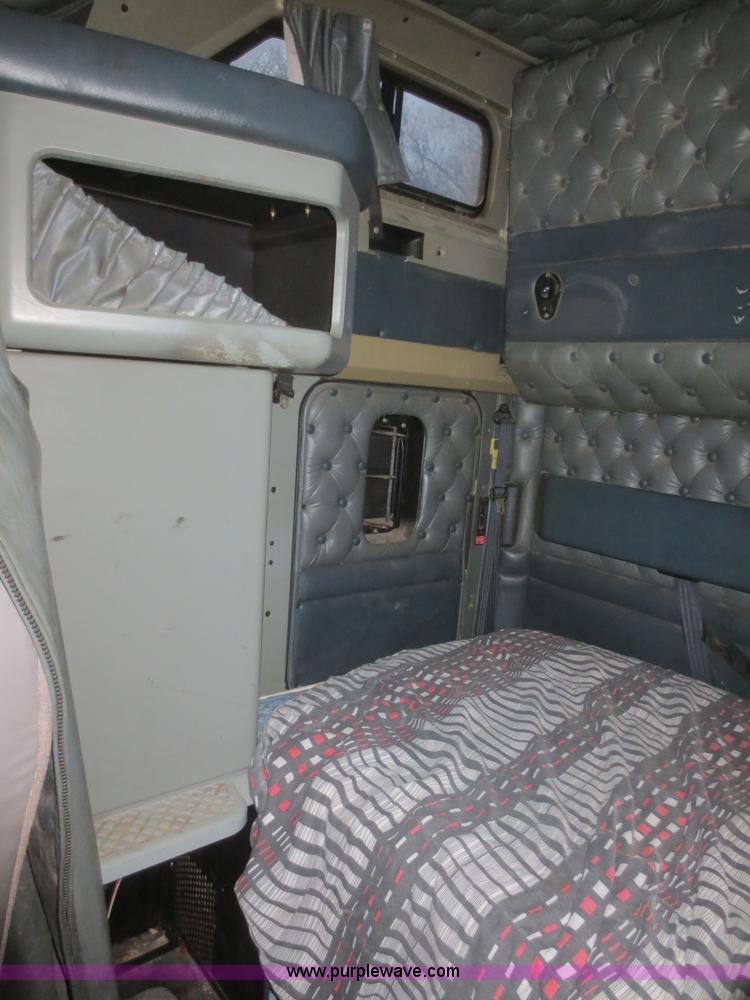 image for item D2238 1996 Kenworth W900L semi truck