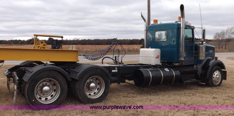 image for item K3110 1996 Kenworth W900 semi truck