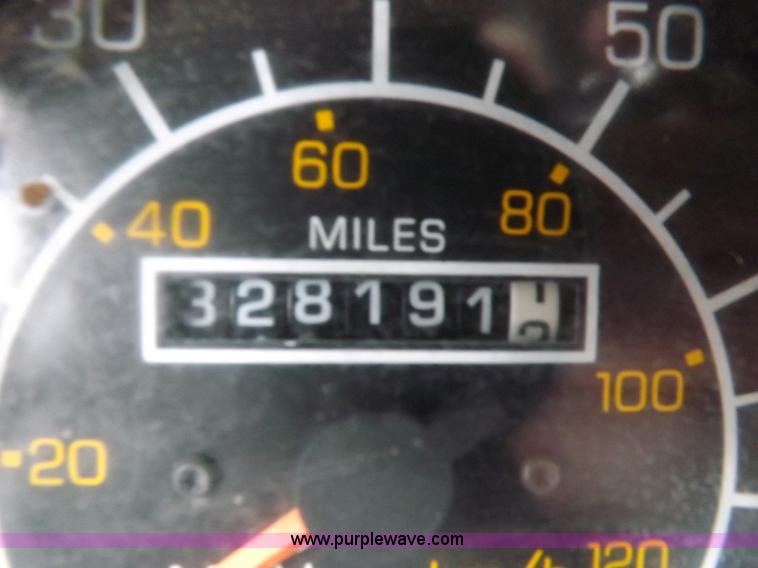 image for item K3110 1996 Kenworth W900 semi truck