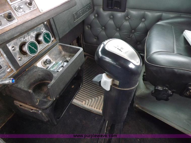 image for item K3110 1996 Kenworth W900 semi truck