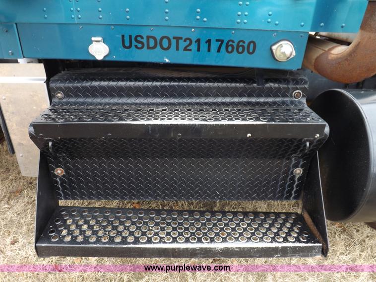 image for item K3110 1996 Kenworth W900 semi truck