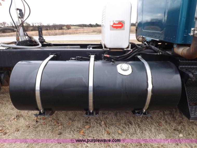 image for item K3110 1996 Kenworth W900 semi truck