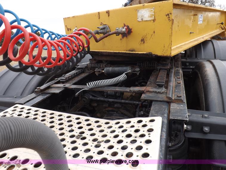 image for item K3110 1996 Kenworth W900 semi truck