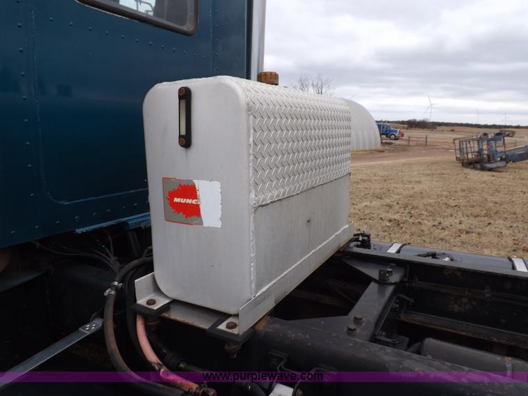 image for item K3110 1996 Kenworth W900 semi truck