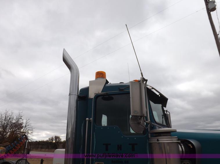 image for item K3110 1996 Kenworth W900 semi truck