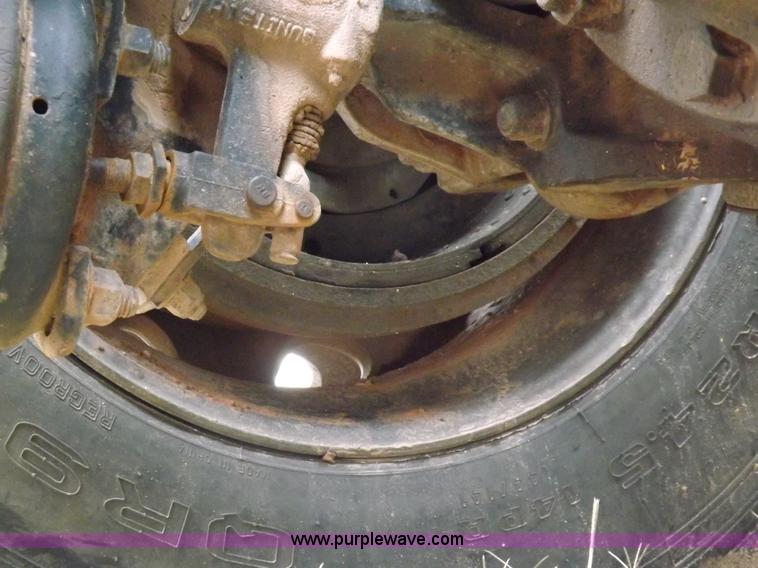 image for item K3110 1996 Kenworth W900 semi truck