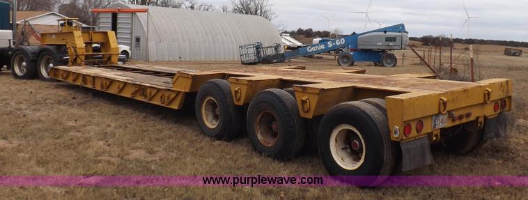 image for item K3111 1980 Performance 50 ton lowboy detachable triple axle trailer