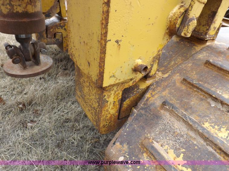 image for item K3111 1980 Performance 50 ton lowboy detachable triple axle trailer