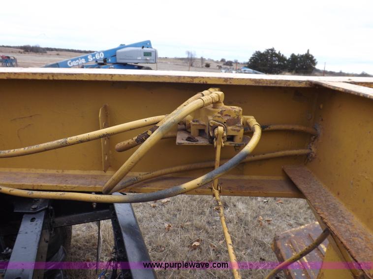 image for item K3111 1980 Performance 50 ton lowboy detachable triple axle trailer