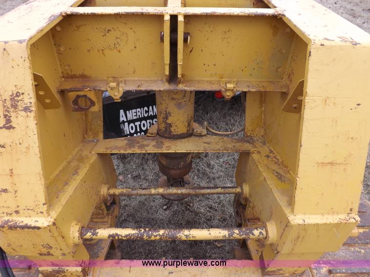 image for item K3111 1980 Performance 50 ton lowboy detachable triple axle trailer