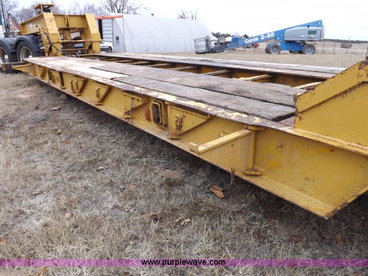 image for item K3111 1980 Performance 50 ton lowboy detachable triple axle trailer