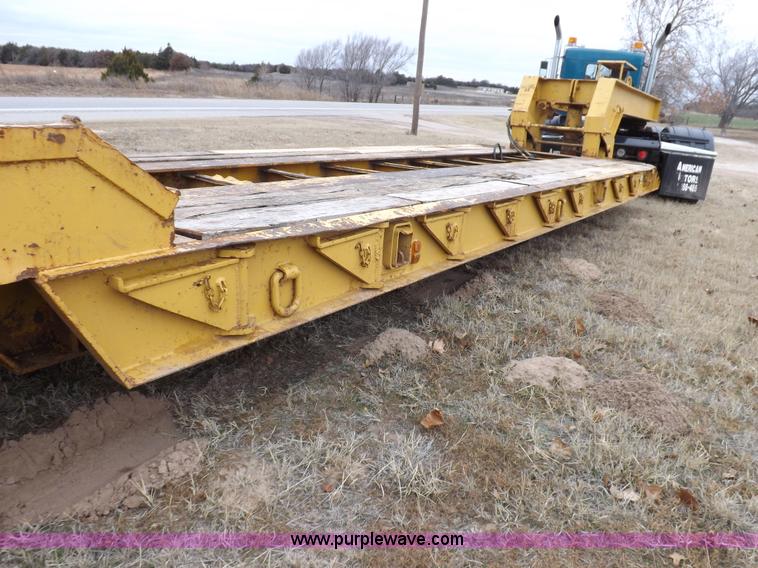 image for item K3111 1980 Performance 50 ton lowboy detachable triple axle trailer