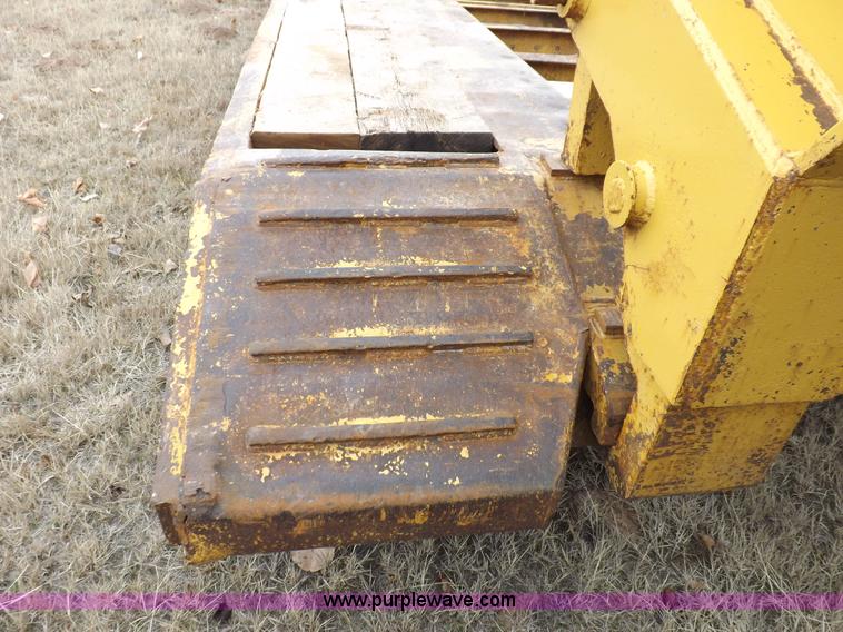 image for item K3111 1980 Performance 50 ton lowboy detachable triple axle trailer