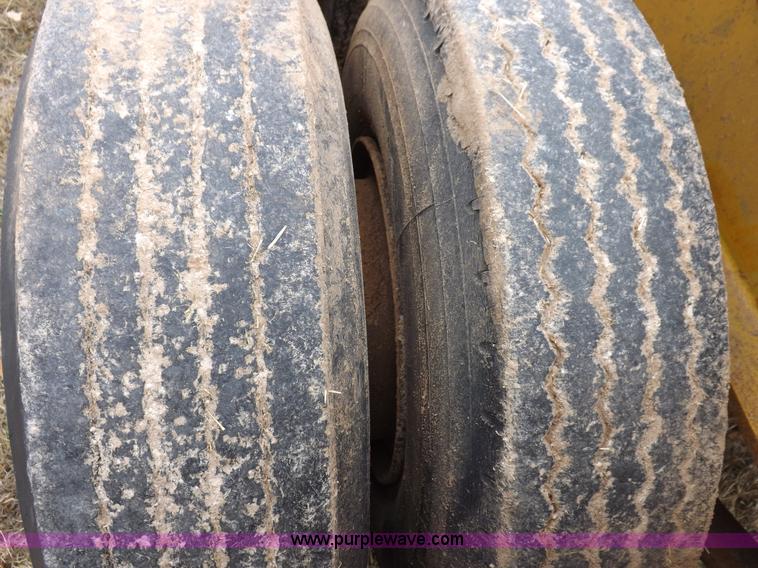 image for item K3111 1980 Performance 50 ton lowboy detachable triple axle trailer