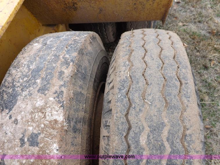 image for item K3111 1980 Performance 50 ton lowboy detachable triple axle trailer