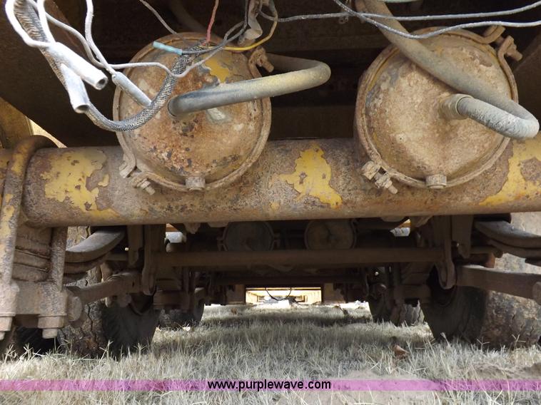 image for item K3111 1980 Performance 50 ton lowboy detachable triple axle trailer