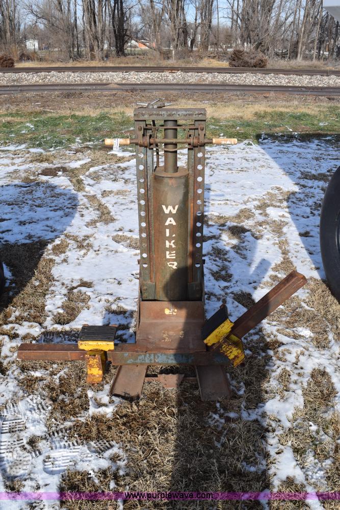 image for item BB9731 Walker bumper jack