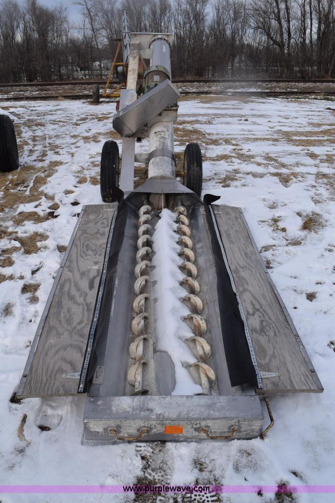 image for item BB9735 Speed King under car fertilizer conveyor