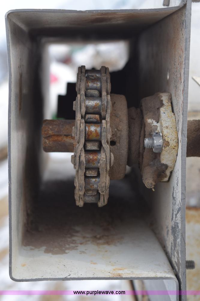 image for item BB9735 Speed King under car fertilizer conveyor