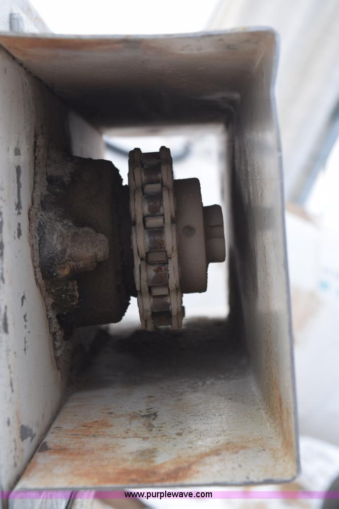 image for item BB9735 Speed King under car fertilizer conveyor