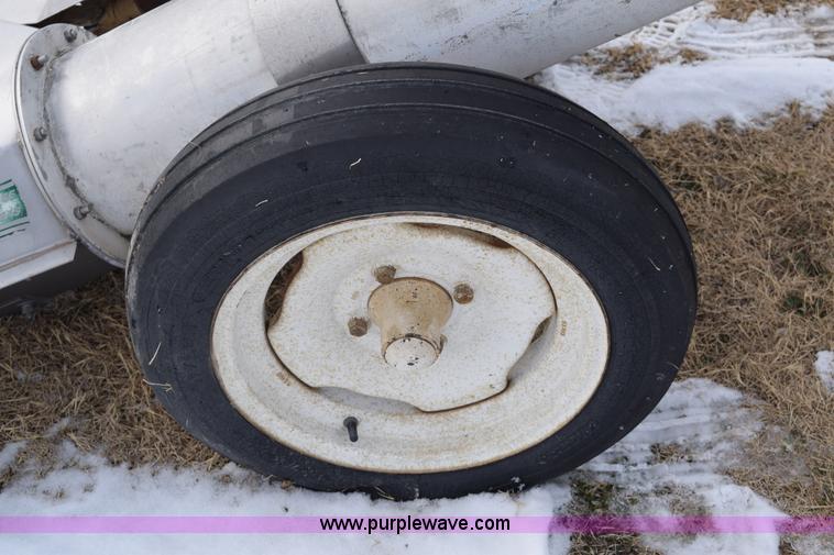 image for item BB9735 Speed King under car fertilizer conveyor