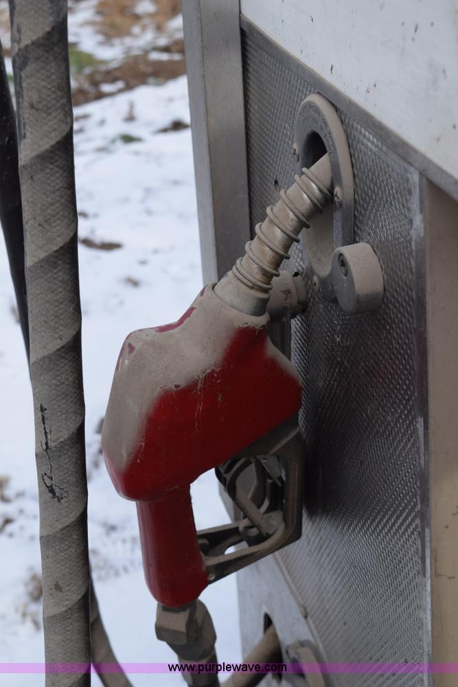 image for item BB9738 (3) gas pumps