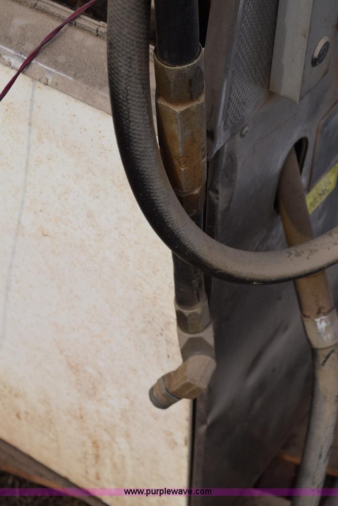 image for item BB9738 (3) gas pumps