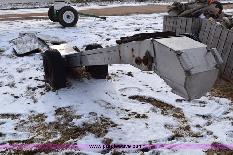 image for item BB9739 Under car fertilizer conveyor