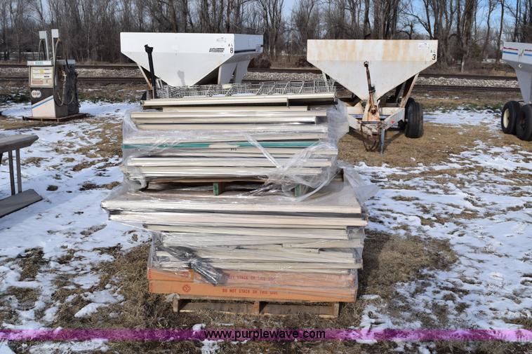 image for item BB9741 Assorted metal shelves