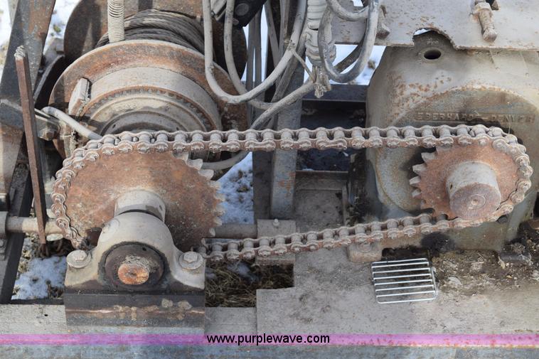 image for item BB9742 Portable electric winch/crane