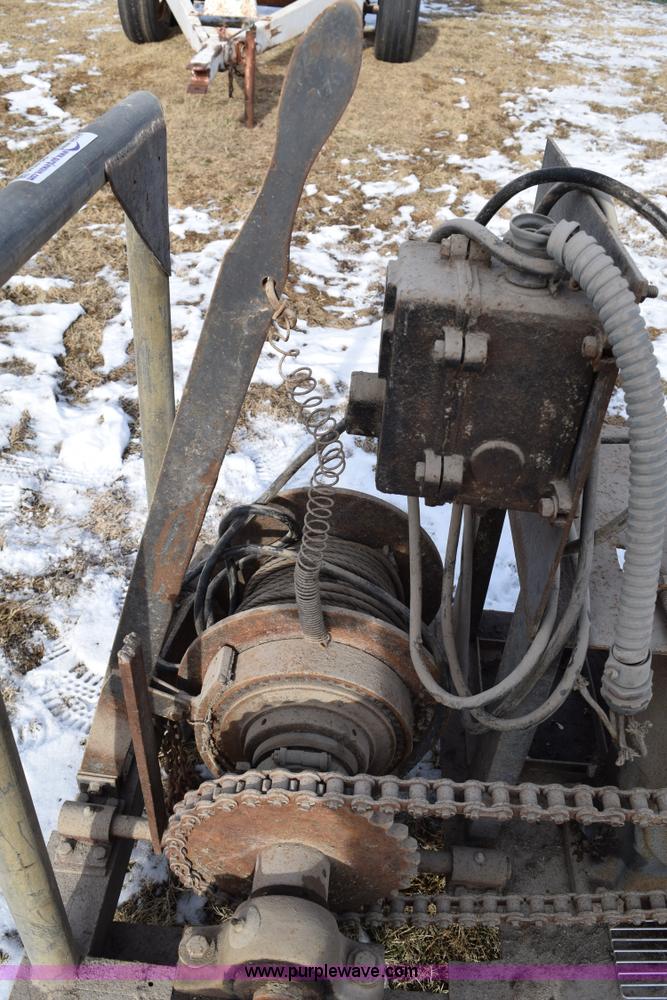 image for item BB9742 Portable electric winch/crane