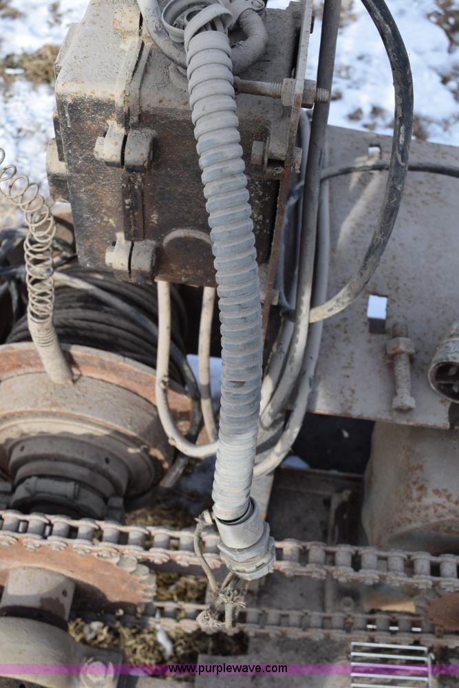 image for item BB9742 Portable electric winch/crane