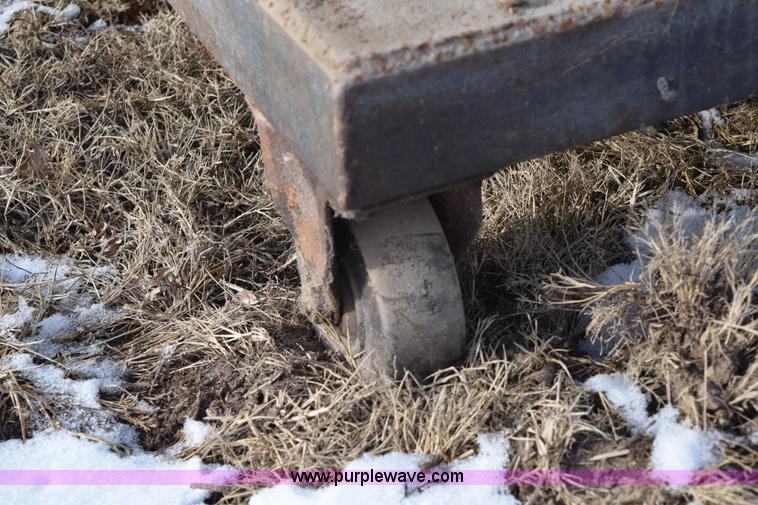 image for item BB9742 Portable electric winch/crane