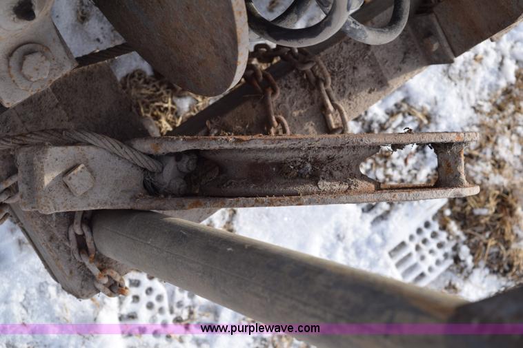 image for item BB9742 Portable electric winch/crane