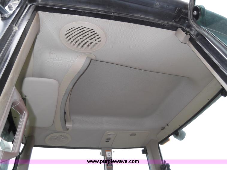 image for item D1338 2007 John Deere 7420 MFWD tractor